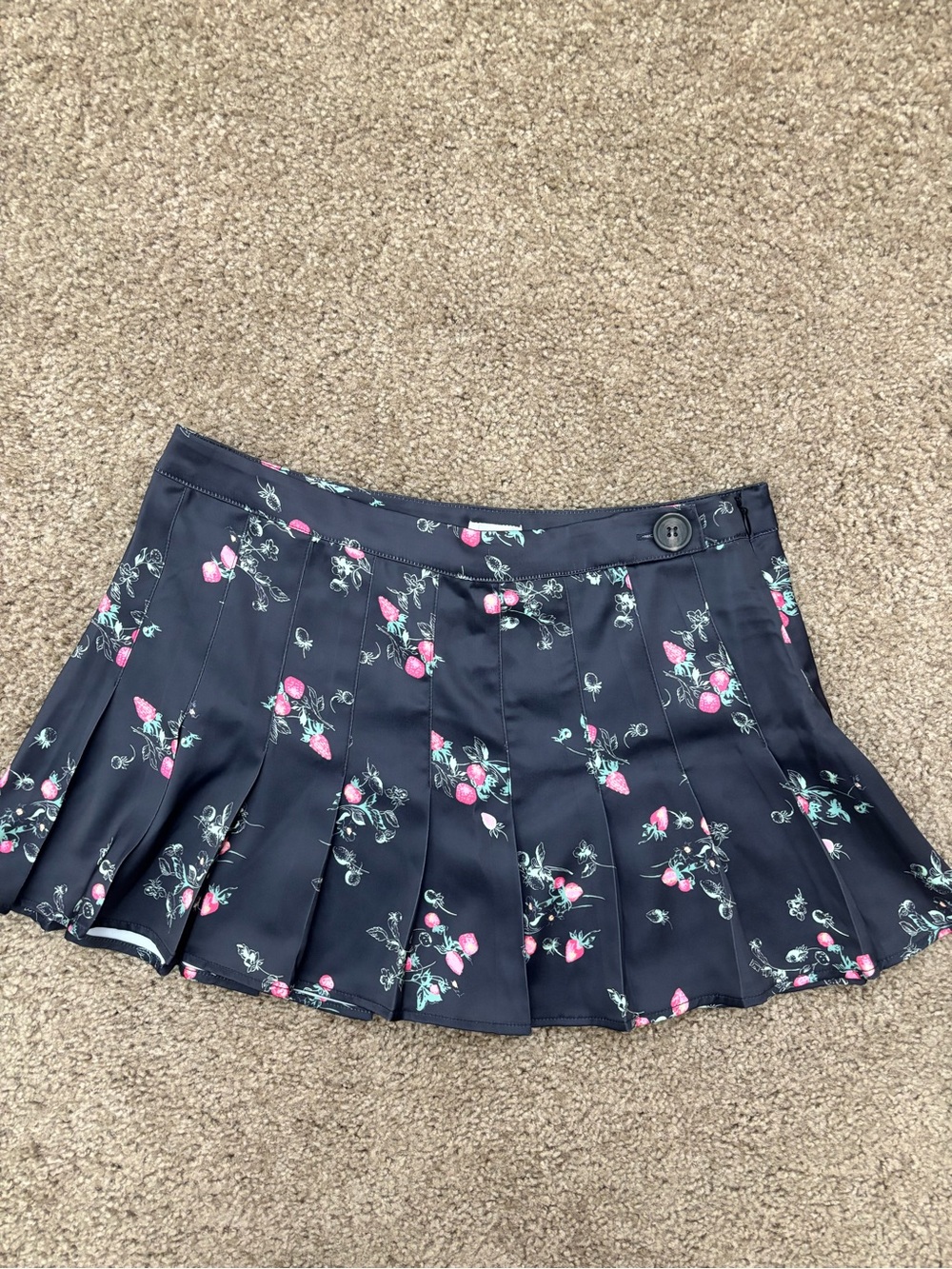 Kimchi Blue Black Pleated Mini Skirt with Pink Floral